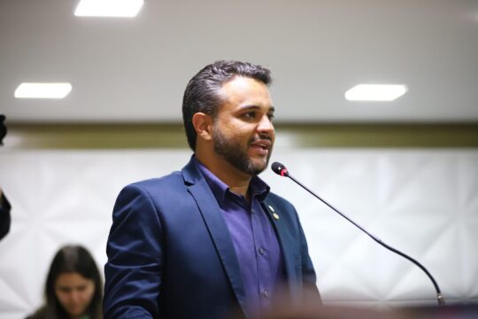 Presidente da Câmara de Ipameri anuncia vagas do novo concurso público