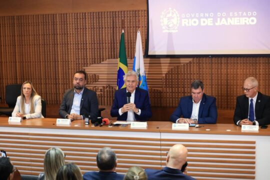 “Segurança pública é governabilidade”, diz Caiado em encontro de governadores no Rio