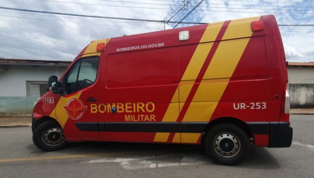 Homem e mulher ficam feridos após colisão entre duas motos em Catalão