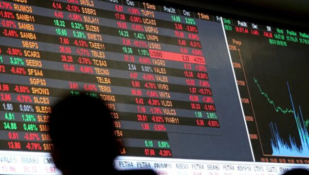 Bolsa bate recorde e dólar cai após reunião entre Lula e Trump