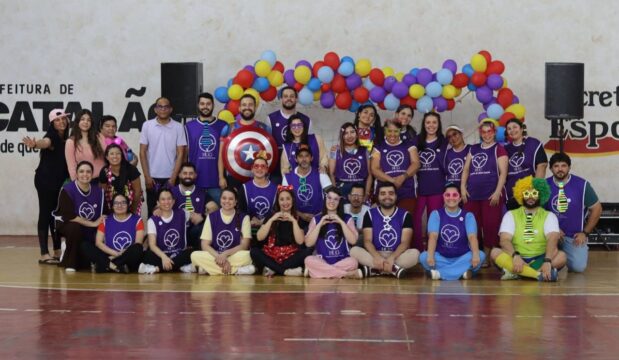 Projeto ‘Criança Alegria’ da Igreja Quadrangular distribuiu mais de mil caixas de chocolates e movimentou Catalão neste sábado