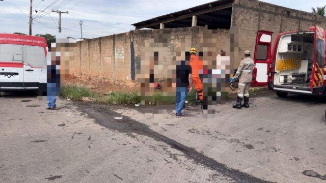 Colisão entre motociclistas deixa dois feridos em Catalão nesta segunda-feira (13)