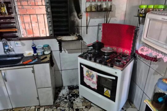 Idoso fica gravemente ferido após explosão de botijão de gás em Uberlândia