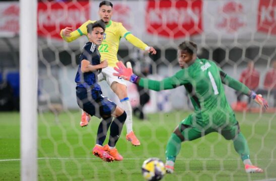 Brasil perde para Japão por 3 a 2 em amistoso em primeira derrota para país na história