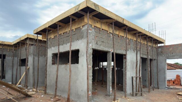 Obra da nova UBS do Bairro Vila Nova avança em ritmo acelerado em Corumbaíba