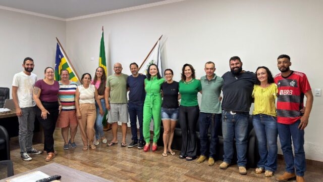 Prefeitura de Cumari reforça parceria com feirantes em preparação para o aniversário da cidade
