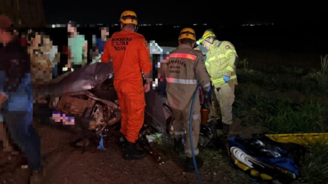 Colisão entre dois veículos deixa feridos na GO-330 em Catalão