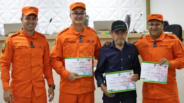 Vereador apresenta Moção de Aplausos à 23ª Cia do Corpo de Bombeiros durante sessão na Câmara de Ipameri
