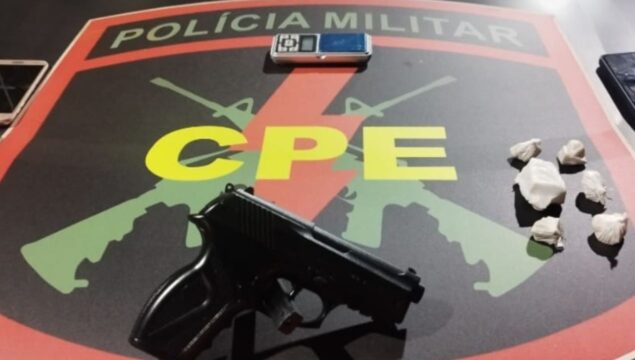 CPE prende dois suspeitos por tráfico de drogas e recupera arma furtada no Bairro das Américas, em Catalão