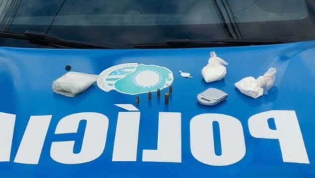 Suspeito de 34 anos é preso por tráfico de drogas e posse de munição de uso restrito no bairro Estrela, em Catalão