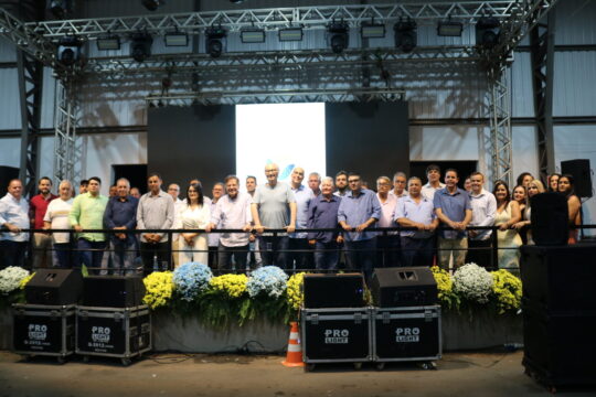 Segundo dia de comemorações pelos 62 anos de Davinópolis reúne autoridades, homenagens e grande público