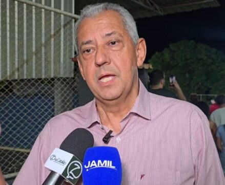 Prefeito Velomar Rios reforça compromisso e anuncia recapeamento da estrada que liga BR-050 ao Clube AEF