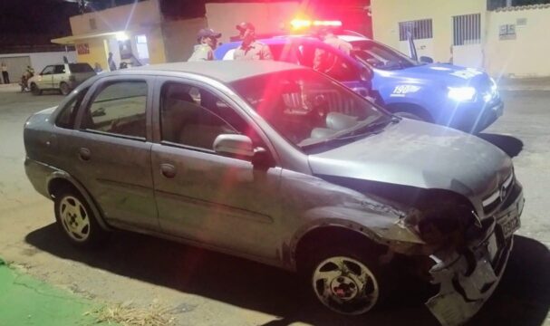 Acidente em Catalão: Motorista embriagado colide contra carro estacionado e acaba preso após fugir do local
