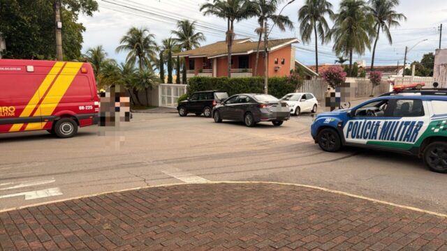 Ciclista fica ferido após colisão com carro em cruzamento de Catalão