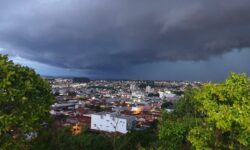 Quinta-feira (1º) deve ter calor e tempestade em Catalão, aponta previsão