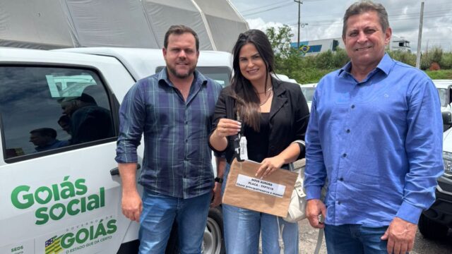 Nova Aurora recebe veículo do Governo de Goiás para reforçar a Assistência Social