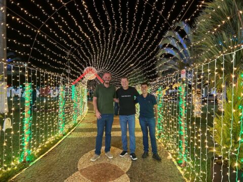 Campo Alegre de Goiás inaugura o “Natal de Luz” com iluminação especial em praças e avenidas
