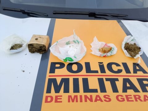 Um jovem de 19 anos é preso por tráfico de drogas na MG-188 em Coromandel