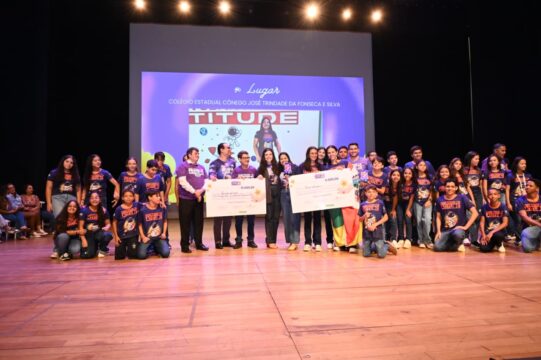 Programa Estudantes de Atitude premia escolas, professores e alunos da rede pública estadual