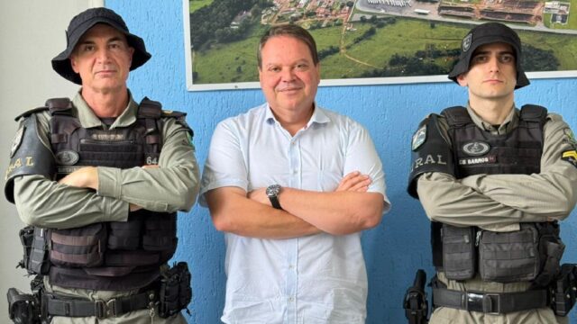 Prefeito Wisner Araújo recebe Batalhão Rural para tratar da segurança na zona rural