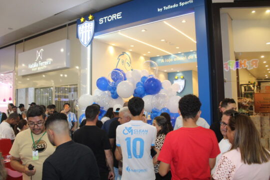 CRAC inaugura loja oficial no Catalão Shopping e lança uniforme de 2026 em evento histórico