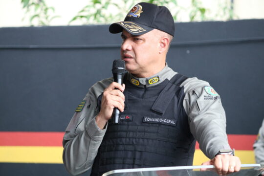 CPE realiza solenidade de entrega de medalhas com presença do Comandante-Geral da PMGO em Catalão