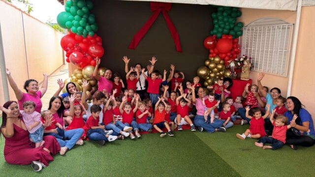 Cantata de Natal encerra o ano letivo no Infantário Brinq’Art, em Catalão