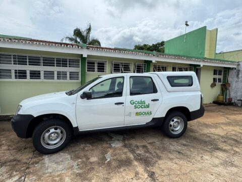 Prefeitura de Goiandira recebe veículo para reforçar atendimentos do CRAS