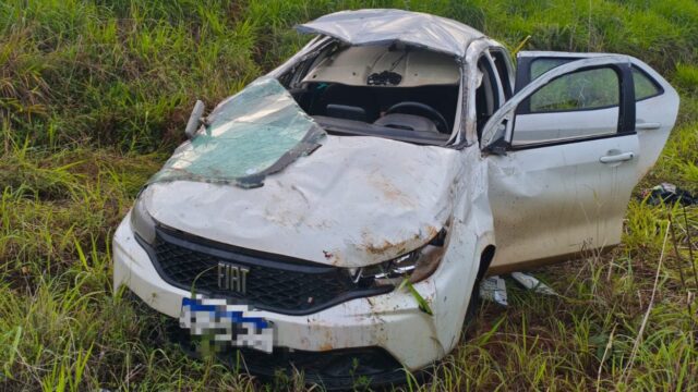 Capotamento na GO-504 deixa adolescente morto e quatro feridos em Catalão