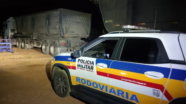 Motorista é preso por uso de documento falso durante abordagem na BR-352, em Coromandel (MG)
