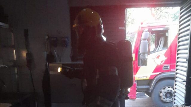Princípio de incêndio em restaurante mobiliza Corpo de Bombeiros em Caldas Novas