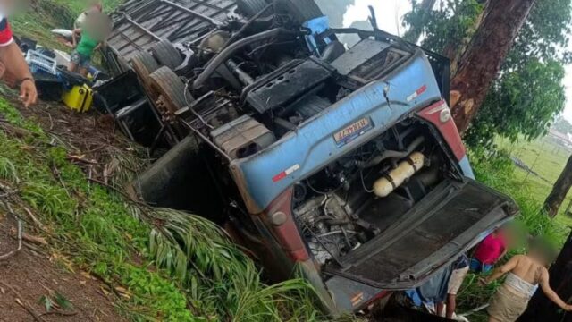 Ônibus que saiu de Uberlândia se envolve em grave acidente na BR-365 e deixa seis mortos