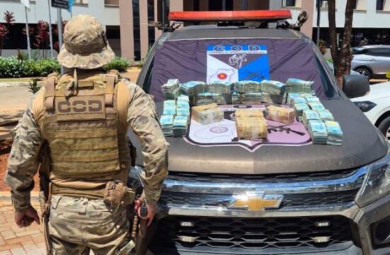 Vídeo revela tentativa de suborno a policiais durante apreensão de R$ 1,7 milhão em Cristalina