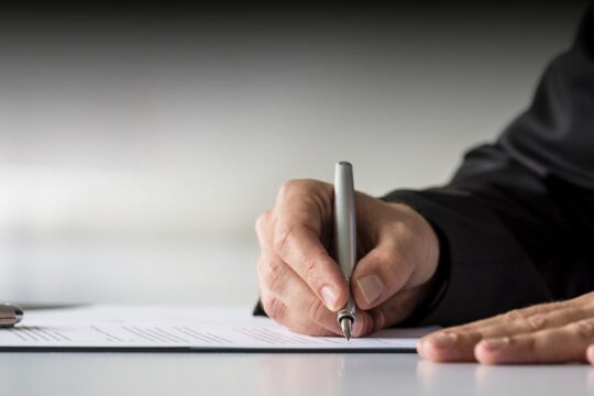 MPGO obtém liminar e Justiça determina exoneração de cargos comissionados do setor jurídico do Demae de Caldas Novas