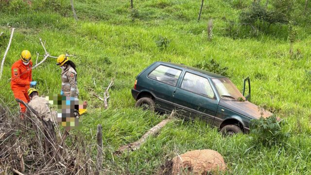 Motorista perde o controle de carro e capota na GO-210 entre Catalão e Goiandira
