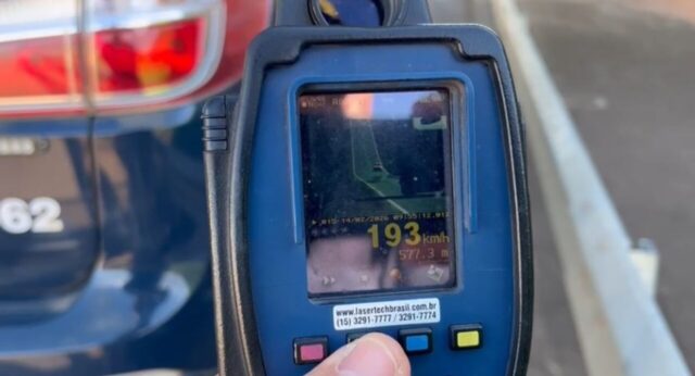 Operação Carnaval: PRF registra mais de mil flagrantes de excesso de velocidade e veículo a 193 km/h na BR-050 em Catalão