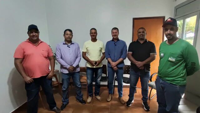 Prefeito Douglas Sertório e vereadores cobram solução da Equatorial após sucessivas falhas de energia em Campo Alegre de Goiás