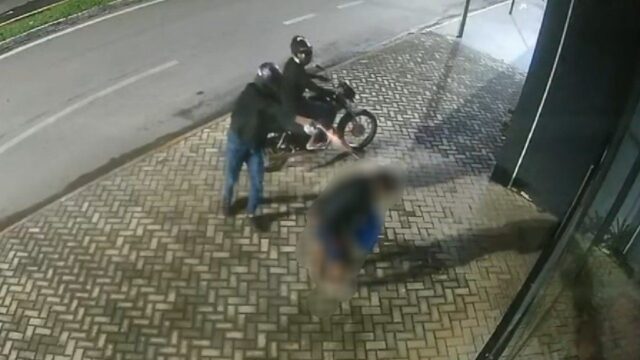 Jovem de 18 anos é morto a tiros após descer de ônibus em Caldas Novas