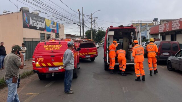 Motorista sofre crise convulsiva e colide carro contra muro em Araguari