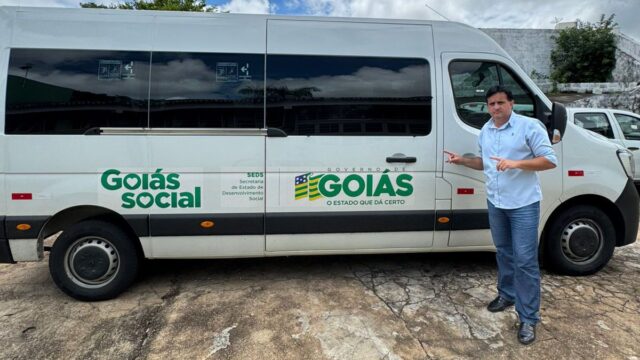 Prefeitura de Goiandira recebe van para reforçar atendimento da Assistência Social
