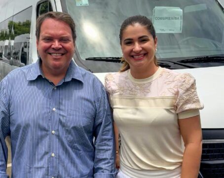 Corumbaíba recebe van 0km para reforçar atendimento da assistência social