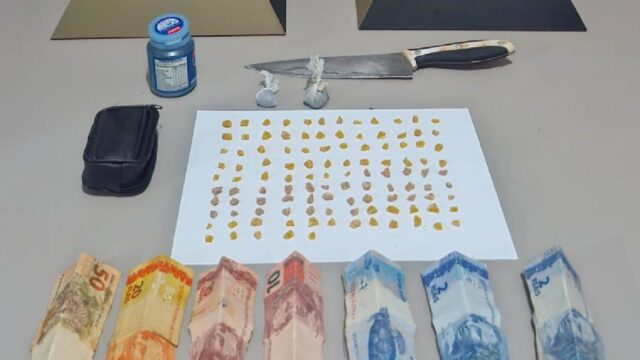 Polícia prende dois suspeitos por tráfico de drogas durante operação em Monte Carmelo