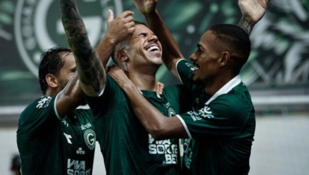 Goiás vence o Vila Nova por 1 a 0 na Serrinha, com gol de Diego Caito, e assume a liderança do Goianão 2026