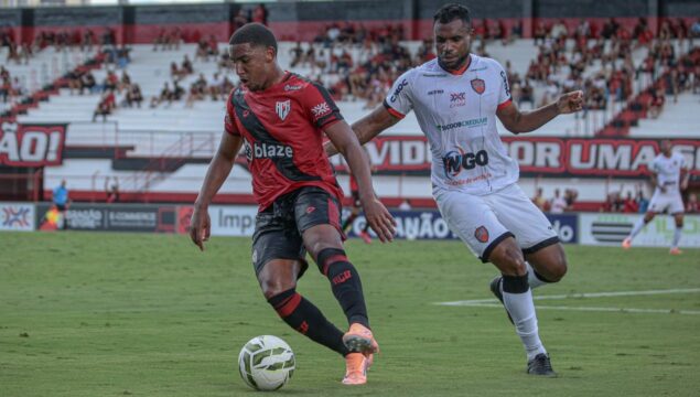 Atlético-GO empata em 1 a 1 com a ABECAT Ouvidorense, confirma vaga na semifinal do Goianão 2026 e equipe de Ouvidor dá adeus à competição