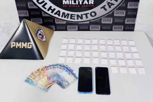Homem é preso por tráfico de drogas no bairro Paraíso, em Araguari