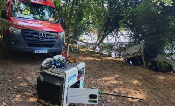 Idoso de 76 anos morre após acidente com carretinha às margens do Rio Araguari, na BR-050
