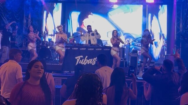 Carnaval de Anhanguera 2026 começa com primeira noite de festa na capital da maior caipirinha do mundo