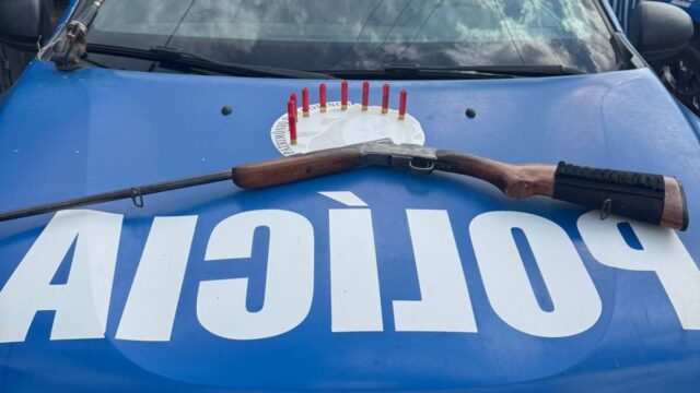 Homem é preso por porte ilegal de arma em Santa Cruz de Goiás