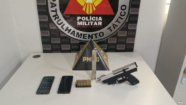 Um homem é preso e um adolescente é apreendido por posse ilegal de arma em Araguari