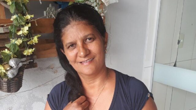 Família faz campanha solidária para ajudar mulher de 61 anos em tratamento contra câncer raro em Catalão